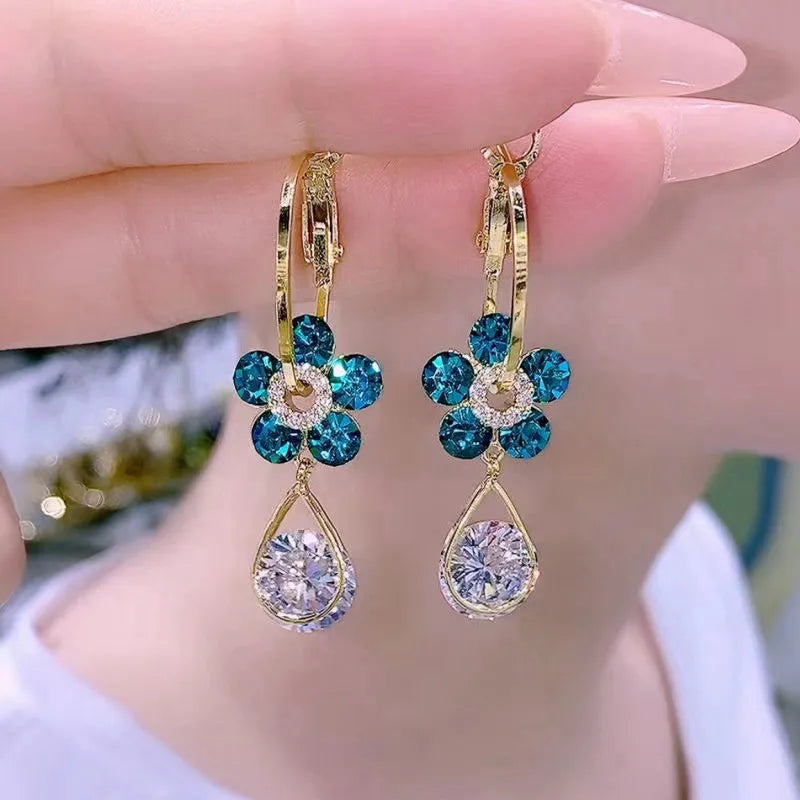 BEAUTY CYGLOBAL ™- BLUE FLOWER  CRYSTAL EARRINGS
